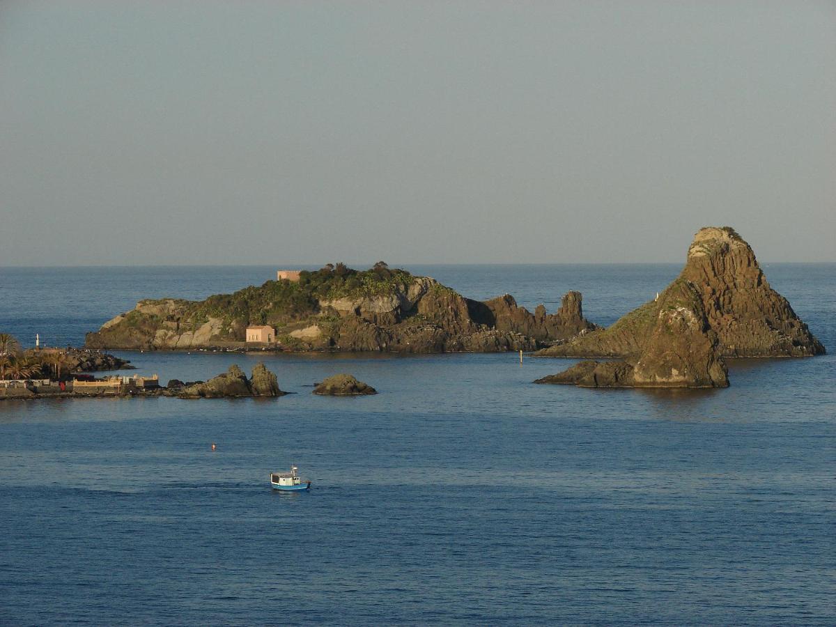 Casa Vacanze I Mori Mascali Bagian luar foto