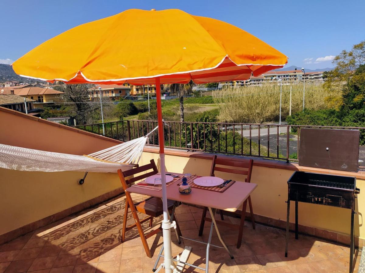 Casa Vacanze I Mori Mascali Bagian luar foto