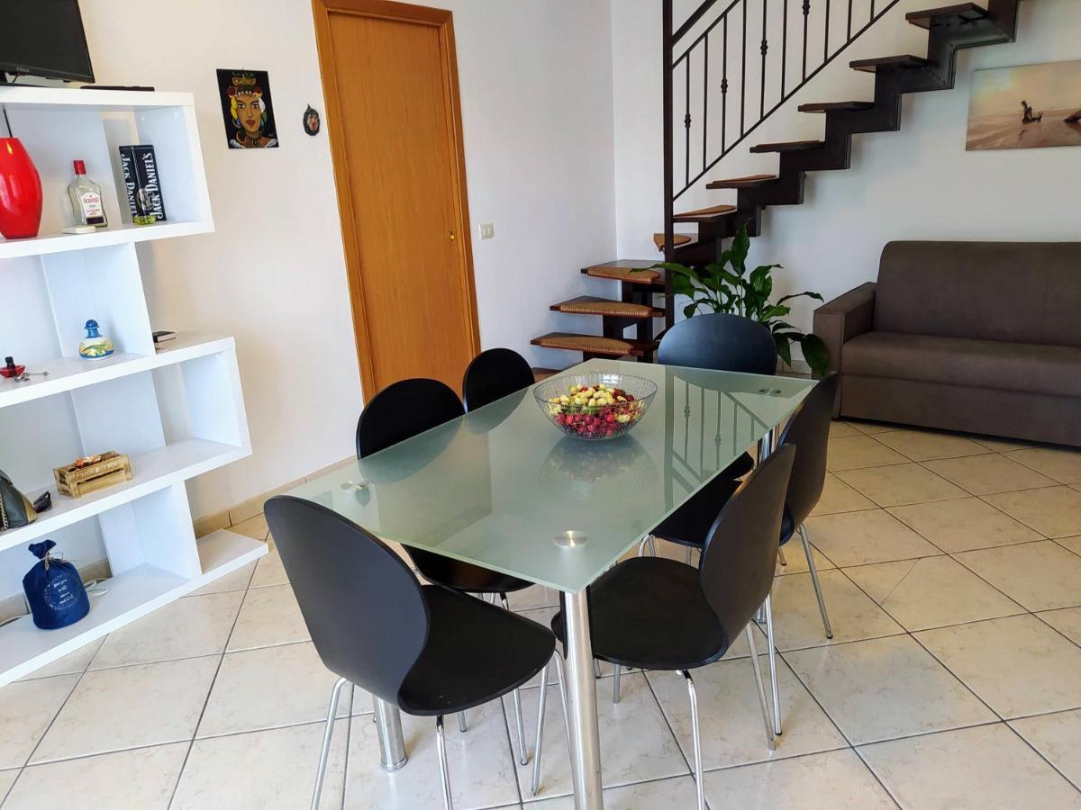 Casa Vacanze I Mori Mascali Bagian luar foto